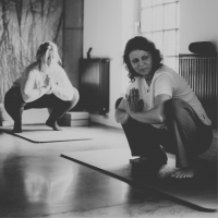 YINYASA YOGA (moc przepływu)